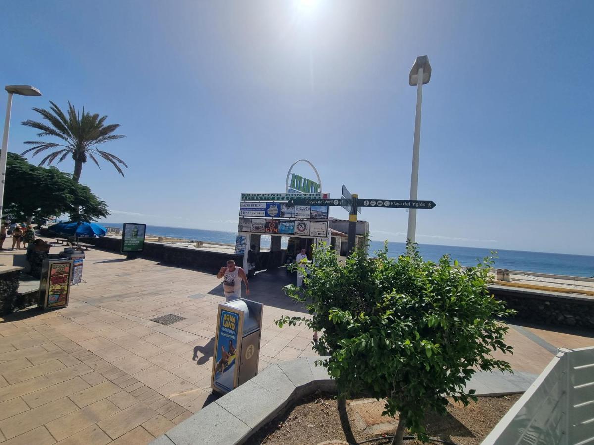Playa Del Ingles San Bartolome de Tirajana (Gran Canaria)